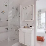 Veeve - Haussmannian Heights Appartement Parijs